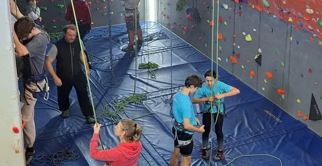 photo  l’événement a permis de rassembler une communauté de grimpeurs, de tous niveaux.  &copy;  le maine libre 