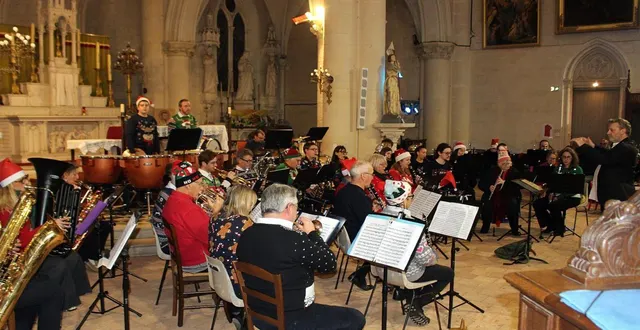 photo  l’harmonie a interprété un répertoire joyeux, varié et entraînant, sous la direction de laurent lair.  &copy;  le maine libre 