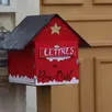 photo  la boîte aux lettres attend ses courriers. 