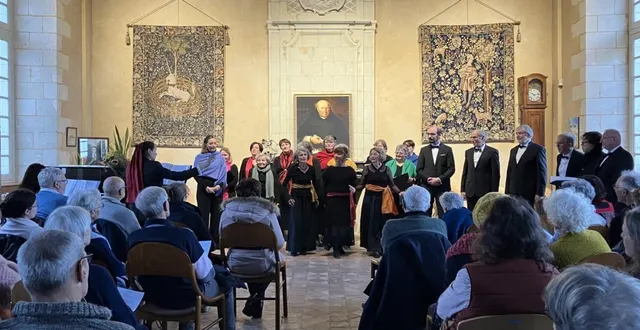 photo  l’ensemble intenso lors de son concert dans la salle capitulaire à la mairie de saint-georges-sur-loire.  &copy;  co 