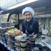 photo  david galienne sera de retour sur le marché d’alençon, jeudi 18 décembre 2025, avec son food-truck baptisé picorette. cette année, le chef propose un menu de fête à emporter pour 18 €. 