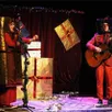 photo la compagnie colbok présentera le spectacle « en attendant le père noël », bien au chaud au cinéma-théâtre.