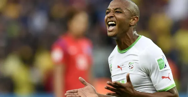photo  brahimi et les algériens se sont qualifiés pour les quarts de finale de la coupe arabe.  &copy;  afp 