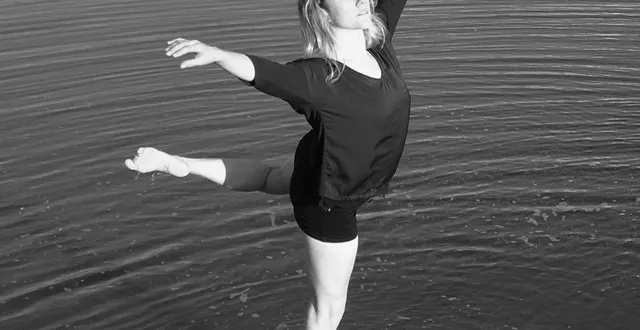 photo  la danseuse fanny guénal.  &copy;  co 