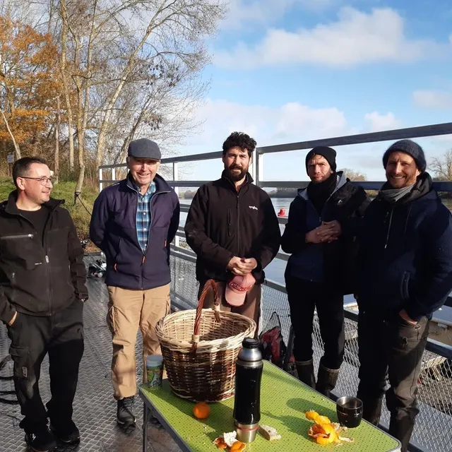 photo de gauche à droite : olivier rousseau (ysalt cdo innov), patrick bertelot (lpo), hubert raymond, architecte naval chargé de contrôle et d’agrément, nicolas guérin, pêcheur de loire, et thomas rabu, agriculteur à varades.  ©  ouest-france