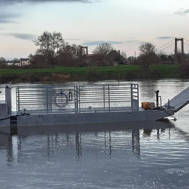 photo la rosalie, en caisson d’aluminium, est réputée insubmersible et peut embarquer jusqu’à 7,7 tonnes de charge.  ©  ouest-france