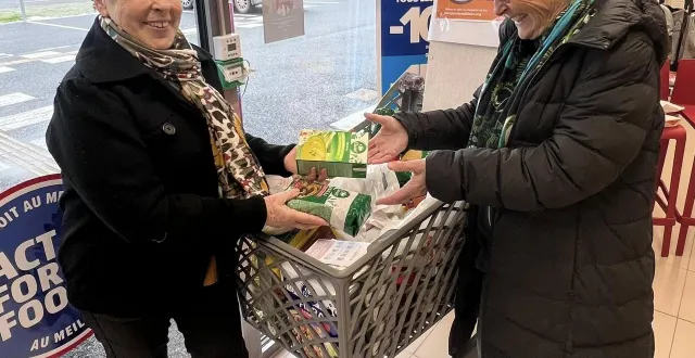 photo  le travail de collecte des bénévoles a été très efficace.  &copy;  val-au-perche 