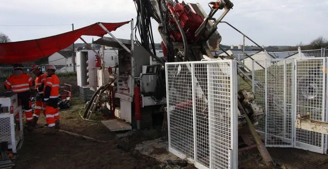 photo  une opération de carottage avait été menée en 2017 à saint-pierre-montlimart, dans le sud-ouest du maine-et-loire, pour rechercher des minerais précieux.  &copy;  archives co 