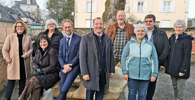 photo  pour ce 4e mandat qu’il brigue, le maire sébastien gouhier a recruté des gens d’expérience.  &copy;  le maine libre 
