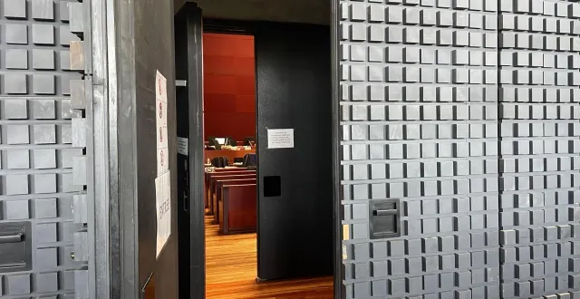 photo  la salle d’audience du tribunal judiciaire de nantes, dans laquelle s’est tenu le procès de saïd belabbas, condamné pour le meurtre de son ex-conjointe en 2022, à trignac (loire-atlantique).  &copy;  ouest-france 