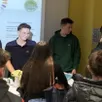 photo les trois étudiants lors de la présentation des études de médecine.