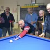 photo les six membres de club de billard français aimeraient recruter d’autres joueurs.
