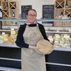 photo  laura marolleau a ouvert « ma fromagerie chalonnaise », dimanche 7 décembre. 