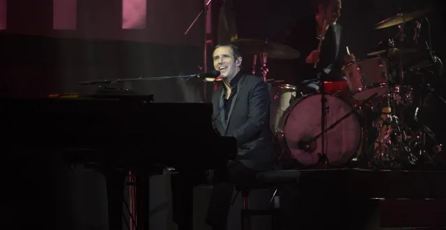 photo  julien clerc sera au centre de congrès d’angers le 19 avril 2026.  &copy;  archives co - josselin clair 