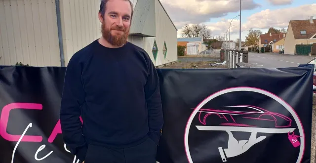 photo  thomas hesnard, le patron de la franchise simplicicar, basée au 142, rue etienne-falconnet.  &copy;  le maine libre 