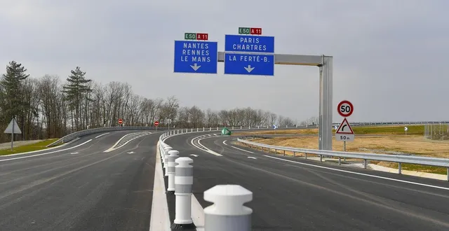 photo  développer une zone d’activité économique en sortie de l’échangeur de connerré fait l’unanimité. son emplacement, en revanche, fait débat.  &copy;  archives le maine libre - yon loué 