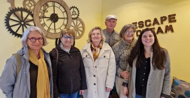 photo  les participants du programme de l’année dernière, avec à droite pauline, l’animatrice.  &copy;  le maine libre 