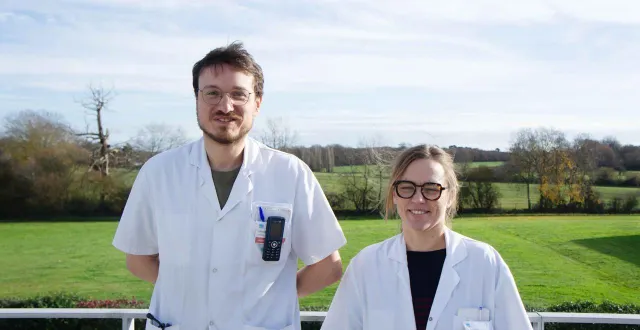 photo  les dr jérémy lellouch et laure blanchard-trouvé.  &copy;  photo pssl 