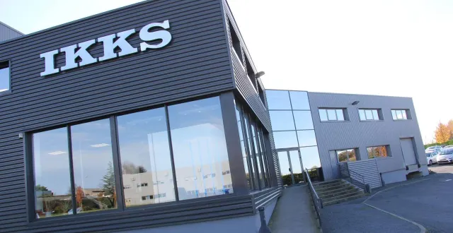 photo  ikks va rouvrir sa boutique outlet à la séguinière.  &copy;  archives 