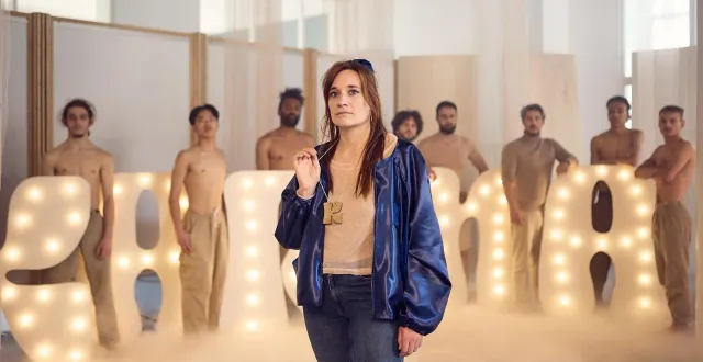 photo  kunthea sera l’une des trois artistes en lice lors du tremplin du festival à tout bout d’champ le 31 janvier 2026 à brûlon.  &copy;  david piolé 