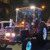 photo une vingtaine de tracteurs illuminés défileront dans les rues, samedi.