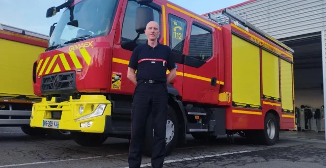 photo  le lieutenant franck folliot dresse le bilan de l’année 2025 pour le centre de secours de flers (orne).  &copy;  franck folliot 