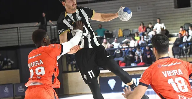 photo  les angevins sont tombés de haut.  &copy;  co - michel durigneux 