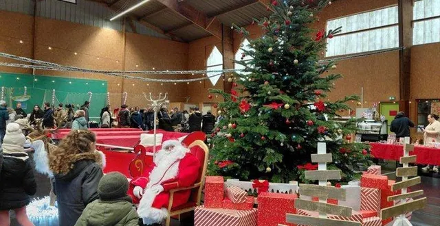 photo  dimanche dernier, le marché de noël  a rencontré un franc succès.  &copy;  co 