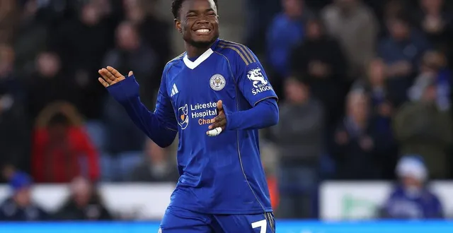 photo  la joie d’abdul fatawu issahaku après avoir marqué, samedi 13 décembre contre ipswich.  &copy;  david rogers / getty images via afp 