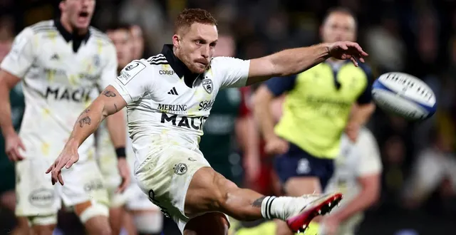 photo  à 33 ans, le néo-zélandais ihaia west a toujours faim de ballons et de rugby.  &copy;  afp 