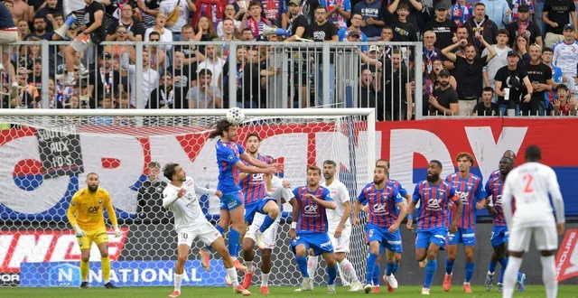 photo  football national 1 sm caen stade malherbe dijon  &copy;  guillaume marie 