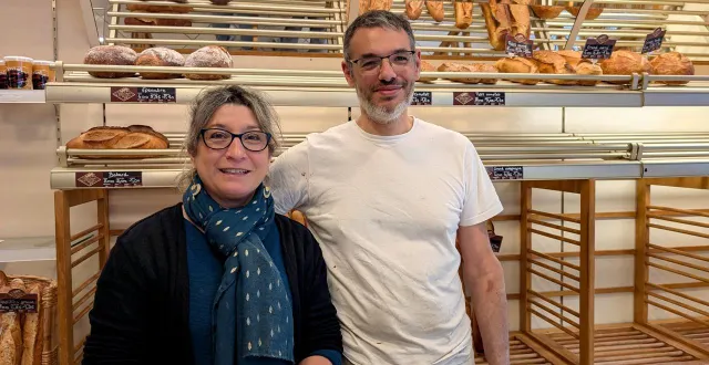 photo  sylvie et guillaume lamouche sont les nouveaux boulangers de mayet (sarthe).  &copy;  ouest-france 
