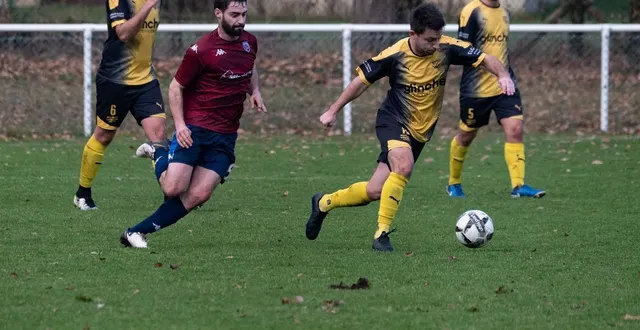 photo  en première période, les écomméens ont maîtrisé le jeu  &copy;  le maine libre 