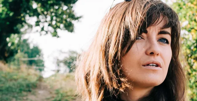 photo  aurore stéphant sera l’invité de l’université des transitions populaires des terres d’argentan, jeudi 18 décembre.  &copy;  photo transmise par terres d’argentan 