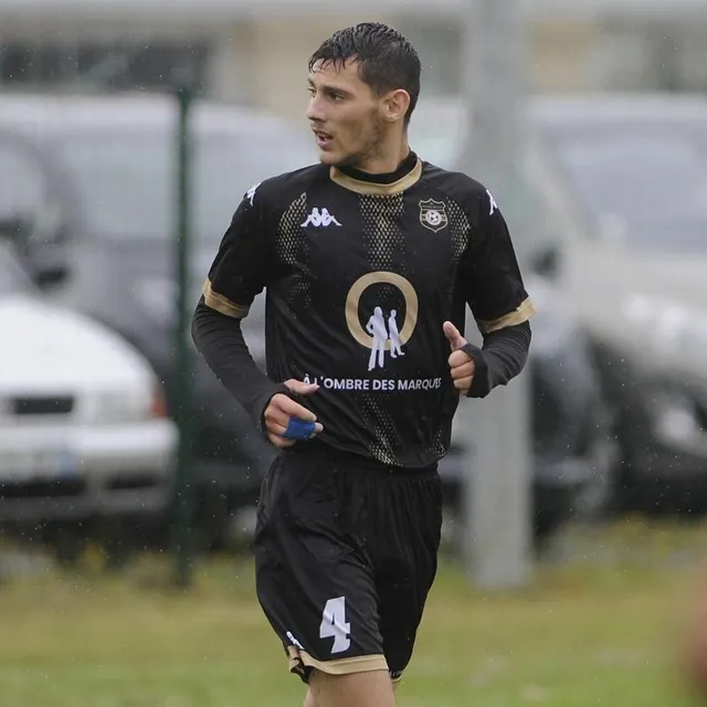 photo le maillot de pays néo-créchois a réuni le plus de suffrages du public.  ©  co - christophe bernard