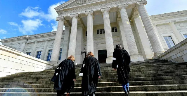 photo  une femme de 34 ans comparaissait devant le tribunal judiciaire d’angers (maine-et-loire), ce lundi 15 décembre, pour avoir donné plusieurs coups de couteau à son mari.  &copy;  ouest-france 