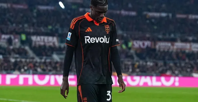 photo  assane diao a quitté ses coéquipiers de côme sur blessure, lundi 15 décembre.  &copy;  afp 