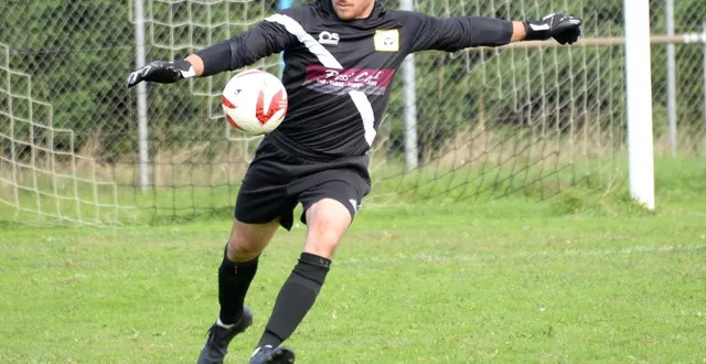 photo  freddy catroux, gardien de la posso.  &copy;  photo co - jérôme hurstel 