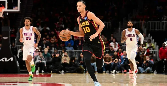 photo  zaccharie risacher, 20 ans, français des atlanta hawks, va disputer son 100e match en nba.  &copy;  adam hagy / afp 