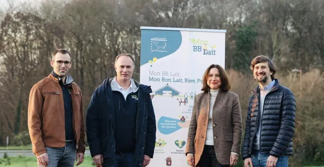 photo  de gauche à droite : sébastien heurbize, secrétaire de l’apbo (association des producteurs de lait bel de l’ouest), yoann lézé, président de l’apbo, anne-sophie carrier, directrice générale de bel france et simon bonnet, directeur des achats lait de bel.  &copy;  bel france. 