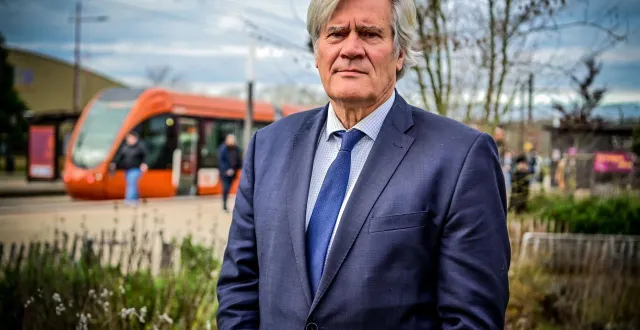 photo  stéphane le foll a annoncé sa candidature à la mairie du mans ce mardi 16 décembre 2025, dans le quartier de l’université.  &copy;  le maine libre - yvon loué 