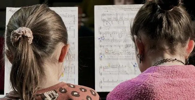 photo  des élèves de l’établissement d’enseignement artistique.  &copy;  club photo csl 