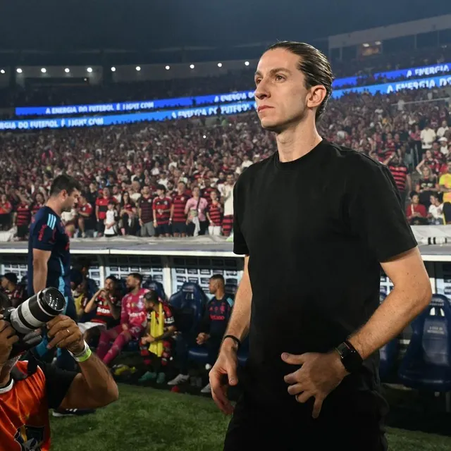 photo filipe luis connaît le succès depuis son arrivée à la tête de flamengo.  ©  mauro pimentel / afp
