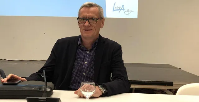 photo  frédéric pannier, l’adjoint aux finances de loire-authion, serein mais attentif, a ouvert la discussion en présentant un rapport d’orientations budgétaires complet en introduction au débat d’orientation budgétaire.  &copy;  archives co 