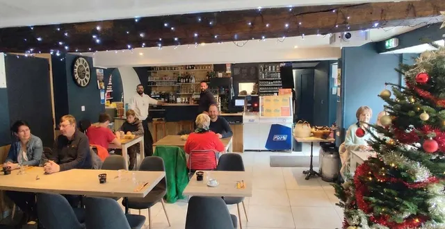 photo  le bar du château à essay offre désormais la restauration le midi  &copy;  ouest-france 