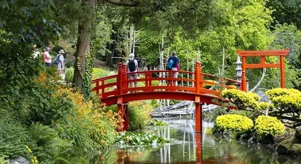 photo  le parc oriental de maulévrier est devenu un haut lieu du tourisme en maine-et-loire.  &copy;  mehdi media 