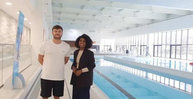 photo  en poste depuis le 1er décembre 2025, brendan chadouteau, éducateur aquatique, vient compléter l’équipe de christelle luron, directrice du vénizi’0.  &copy;  ouest-france 