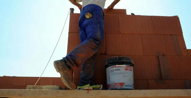 photo  le projet de construction de vingt-deux nouveaux logements en est encore à ses débuts.  &copy;  archives philippe renault / ouest france 