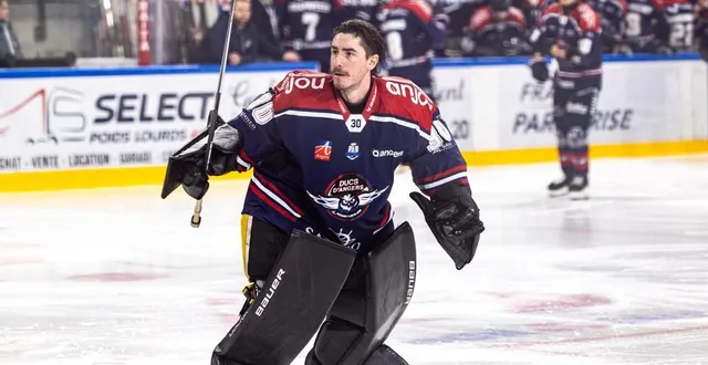 photo  jacob smith, le nouveau gardien des ducs, s’est montré à son avantage.  &copy;  co - régine lemarchand 