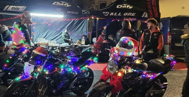 photo  le père noël a été accueilli par de nombreux motards.  &copy;  ml 